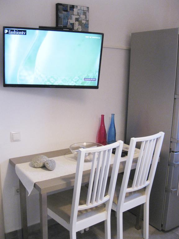 Lavish Suites Agios Ioannis Diakoftis Exterior photo